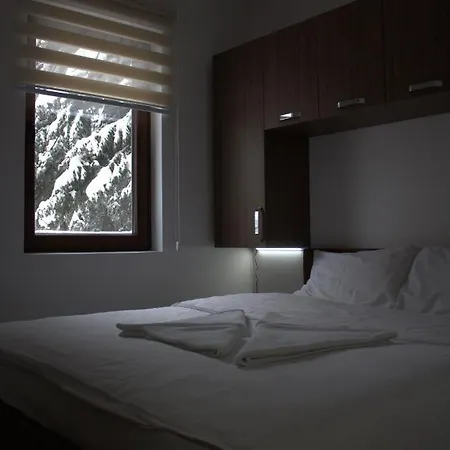 Kraljev Aparthotel *