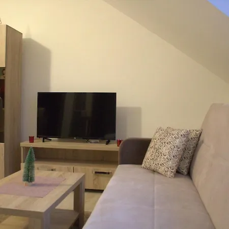 Kraljev Aparthotel 3*