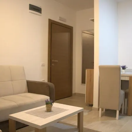 Kraljev Aparthotel