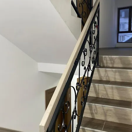 Aparthotel Kraljev