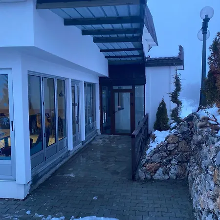 Kraljev